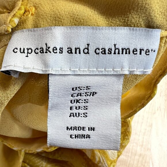 Cupcakes And Cashmere Yellow Floral Halter Top With Metallic Detail Size Small - Picture 8 of 11